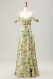 Vestido de invitada de boda floral con correas de espagueti verde de una línea con abertura