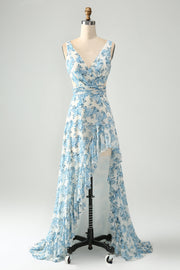 Vestido de invitada de boda con volantes de flor azul blanca una línea alta y baja