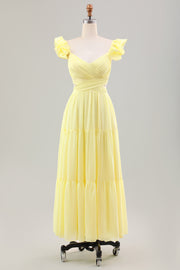 Vestido de invitada de boda con volantes plisados de color amarillo limón simple de una línea