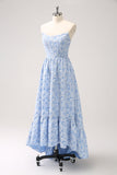 Vestido de dama de honor floral azul sin tirantes de línea A alto bajo