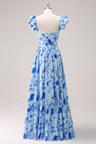 Vestido de dama de honor floral azul con hombros descubiertos de una línea