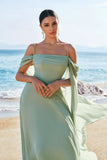 Vestido de dama de honor de gasa con mangas desmontables con hombros fríos verde claro