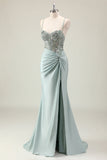 Vestido de graduación largo de tirantes de sirena verde polvoriento brillante con tirantes finos