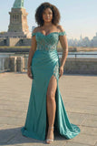 Vestido largo de satén de satén de talla grande de sirena verde oscuro con hombros descubiertos y abertura