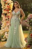 Vestido de graduación largo de tul de talla grande aplicado Green A Line con abertura