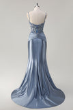 Vestido de fiesta largo con apliques de corsé y tirantes finos de sirena gris brillante