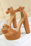 Sandalias de tacón alto gruesas Kahki