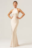 Vestido de dama de honor de sirena halter champán con abertura