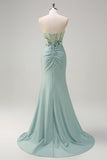 Vestido de fiesta largo verde gris brillante sin tirantes con corsé de lentejuelas fruncido con abertura