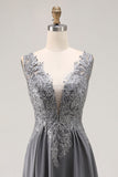 Vestido largo de encaje con cuello en V y cuello en V Charcoal A con apliques