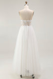 Vestido de compromiso de tul de talla grande con tirantes finos y de talla grande blanca A Line con encaje