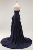 Vestido de fiesta plisado en línea A con volantes y faja de volantes en azul marino