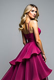Vestido de invitada de boda de tul escalonado con correas de espagueti morado oscuro
