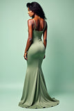 Sage Spaghetti Straps Sirena Vestido largo de invitada de boda fruncido con abertura