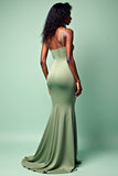 Sage Spaghetti Straps Sirena Vestido largo de invitada de boda fruncido con abertura