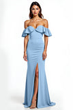 Vestido largo de invitada de boda con volante de sirena azul empolvado con hombro fuera del hombro con abertura