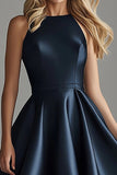 Vestido formal asimétrico de raso azul marino con volantes