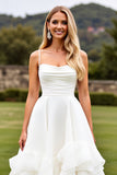 Vestido de novia fruncido marfil con volantes de una línea