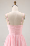 Tirantes de espagueti rosa caramelo Un vestido largo de dama de honor con volantes
