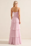 Tirantes de espagueti rosa caramelo Un vestido largo de dama de honor con volantes
