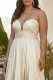 Vestido de invitado de boda plisado plisado y plisado de talla grande Champán