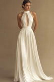 Vestido de novia largo de satén de cuello alto blanco de línea A con salida hueca