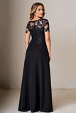 Vestido largo de la madre de la novia con apliques de satén negro con mangas