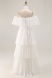Vestido de novia blanco con volantes y volantes en chifón con hombros descubiertos