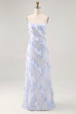 Vestido de invitada de boda estampado con volantes florales azules