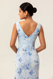 Vestido largo de invitada a la boda con cuello vuelto floral azul