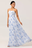 Vestido largo plisado floral azul sin tirantes de dama de honor