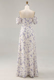 Vestido largo de invitada de boda con flores azules estampadas en línea A con abertura