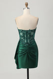 Corsé sin tirantes verde oscuro brillante lentejuelas Vestido de regreso a casa ajustado con serpentina
