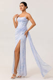 Vestido largo de dama de honor ajustado con tirantes de espagueti floral azul con abertura