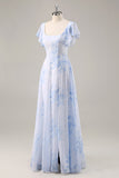 Vestido de dama de honor largo con cuello redondo floral de gasa azul y volantes