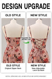 Vestido largo de dama de honor con corsé floral fruncido en rosa polvorienta con serpentina lateral