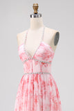 Vestido de invitada a boda con estampado floral halter con cuentas de rubor y abertura