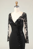Vestido largo de sirena negra con cuello en V para la madre de la novia con apliques de encaje