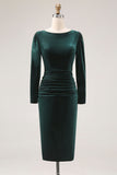 Vestido de trabajo midi de terciopelo verde oscuro con funda fruncida y manga larga