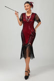 Conjunto de vestido negro rojo con lentejuelas con flecos de la década de 1920 con accesorios
