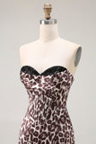 Vestido largo de fiesta con corsé sin tirantes de sirena de leopardo café con abertura