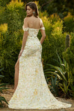 Vestido largo de baile de sirena con lentejuelas amarillas y hombros descubiertos