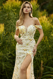 Vestido largo de baile de sirena con lentejuelas amarillas y hombros descubiertos