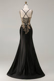 Vestido largo de baile de satén bordado con cuentas de sirena negra y lentejuelas