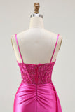 Vestido largo de fiesta fruncido con serpentina de sirena fucsia con abertura