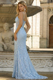 Vestido largo de baile de graduación de sirena azul transparente con cuentas y corte