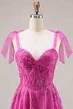 Vestido largo de baile floral Burnot con cuentas en línea A fucsia y encaje en la espalda