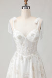 Corsé de tul bordado blanco Tirantes finos Vestido de novia largo con moño
