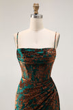 Vestido de dama de honor de terciopelo quemado con serpentina de sirena burdeos con abertura