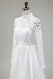 Marfil Vestido de novia de satén de cuello alto con encaje